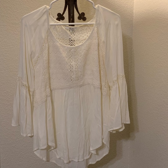 Cream flow top ~ Miss Me - Picture 5 of 6